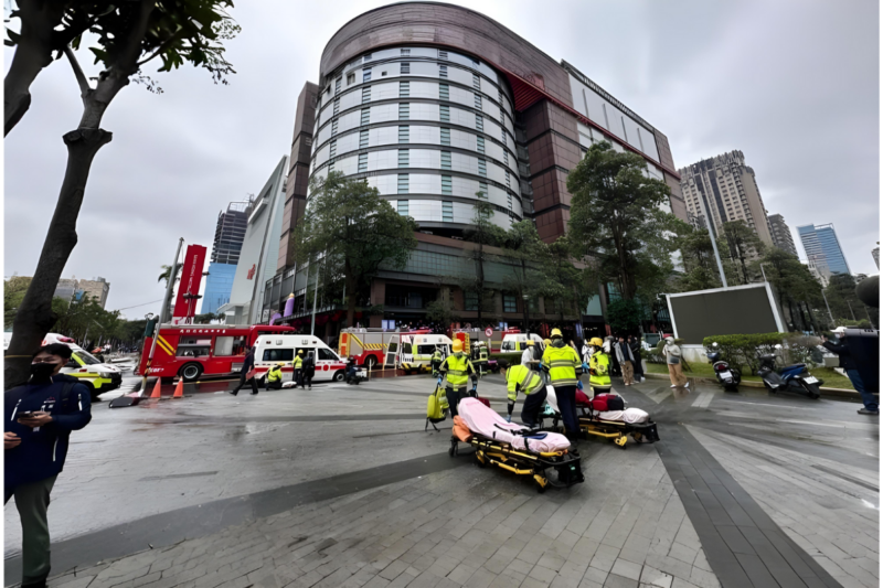 Taïwan Explosion meurtrière dans un centre Ccmmercial de Taichung
