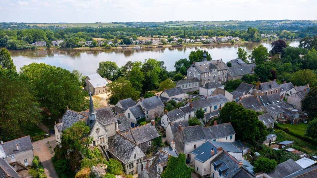 Béhuard