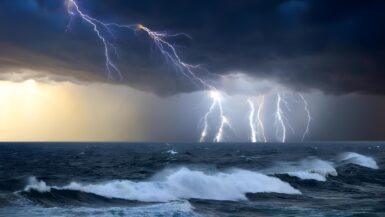 Bretagne Alertes météo, orages et pluies intenses ce dimanche !