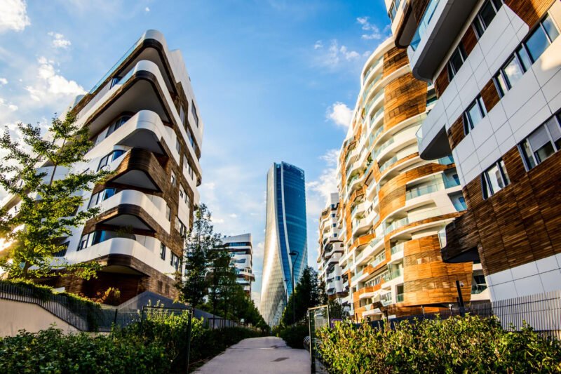 Marché immobilier 2025 Disparités de prix et opportunités à Rennes et Nantes