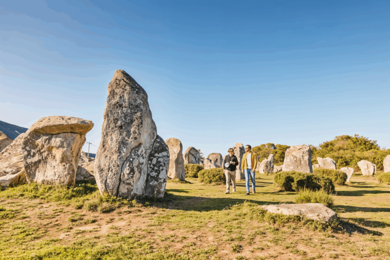 Mégalithes de Carnac en Bretagne une reconnaissance de l’UNESCO attendue en juillet 2025