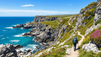 Nature, légendes et panoramas pourquoi la Bretagne est le paradis des randonneurs